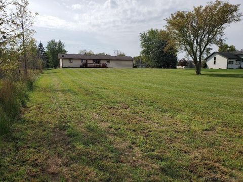 A home in Chesterfield Twp