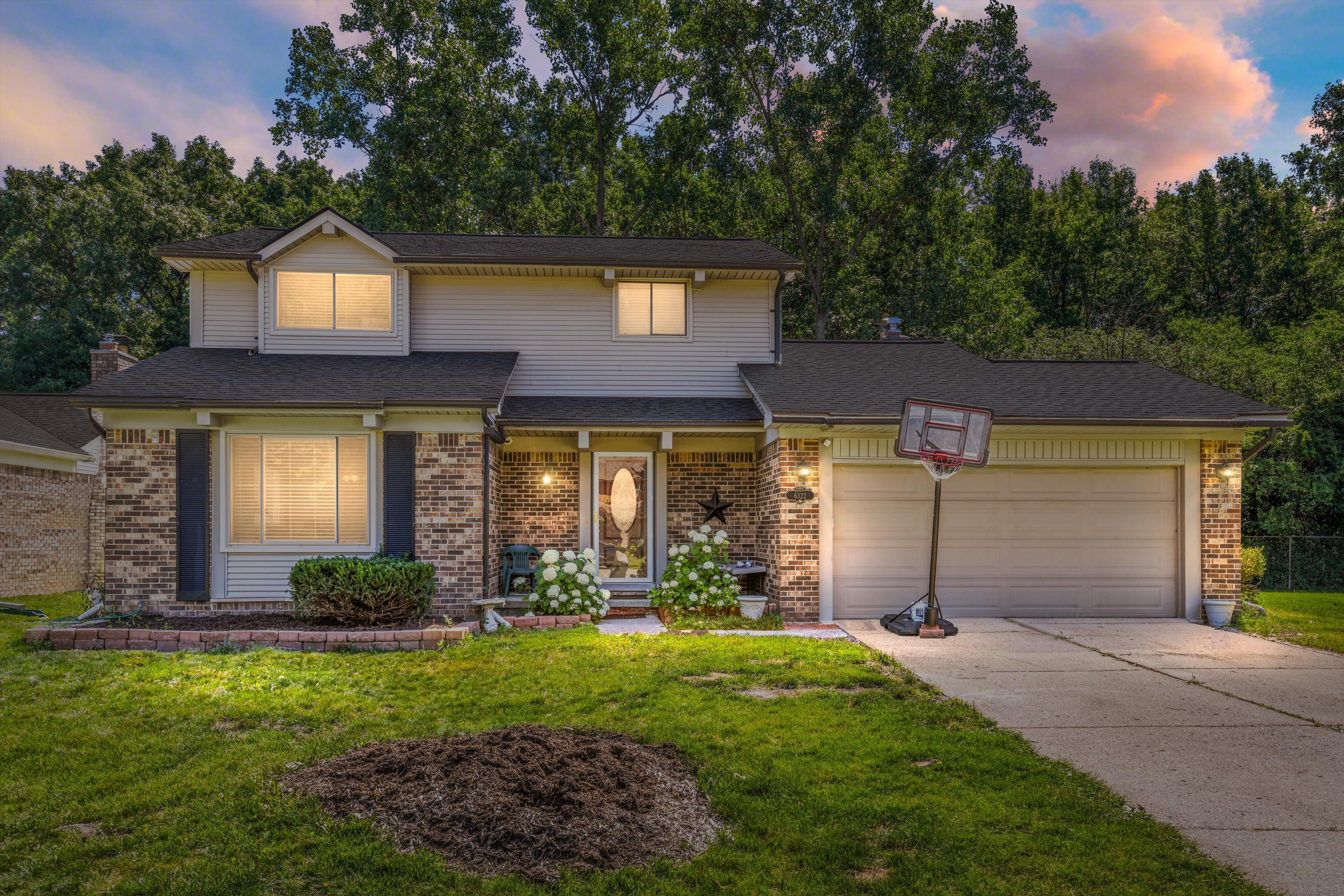 View Canton Twp, MI 48187 house