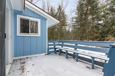 A home in Moffatt Twp