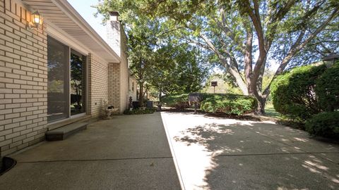 A home in Grand Blanc Twp