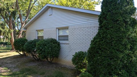 A home in Grand Blanc Twp