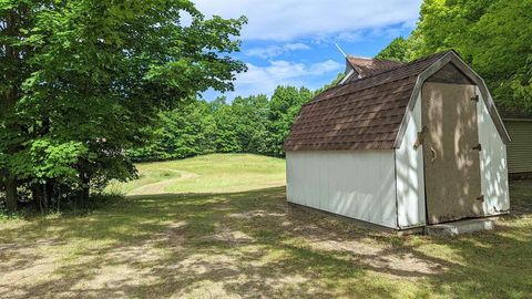 A home in Cleon Twp