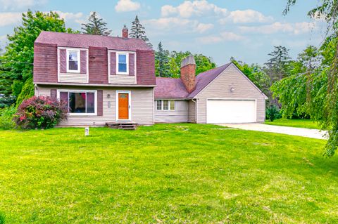 A home in Grand Blanc Twp