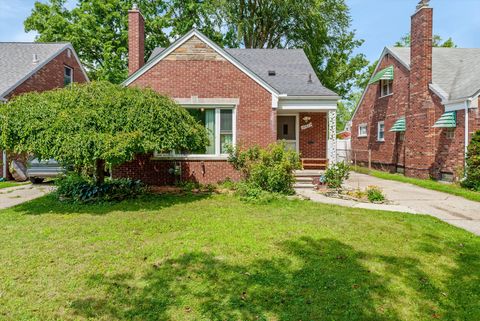 A home in Harper Woods