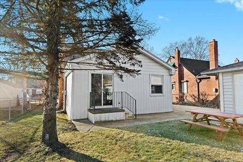 A home in Dearborn Heights