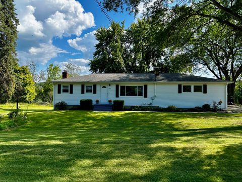 A home in Spring Arbor Twp