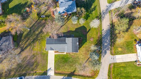 A home in West Bloomfield Twp