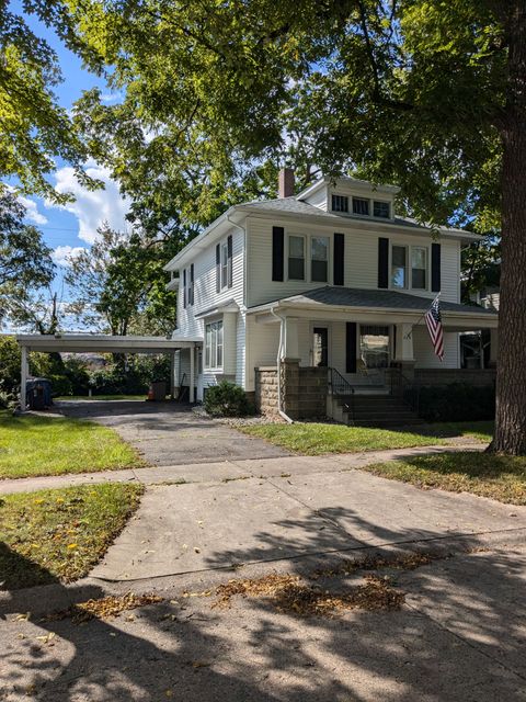 A home in Davison