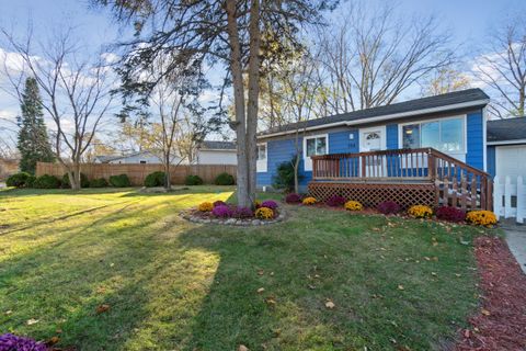 A home in Holly Vlg