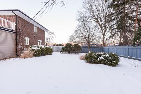 A home in Ypsilanti Twp