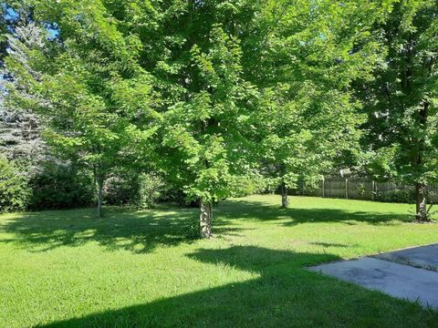 A home in Grand Blanc Twp