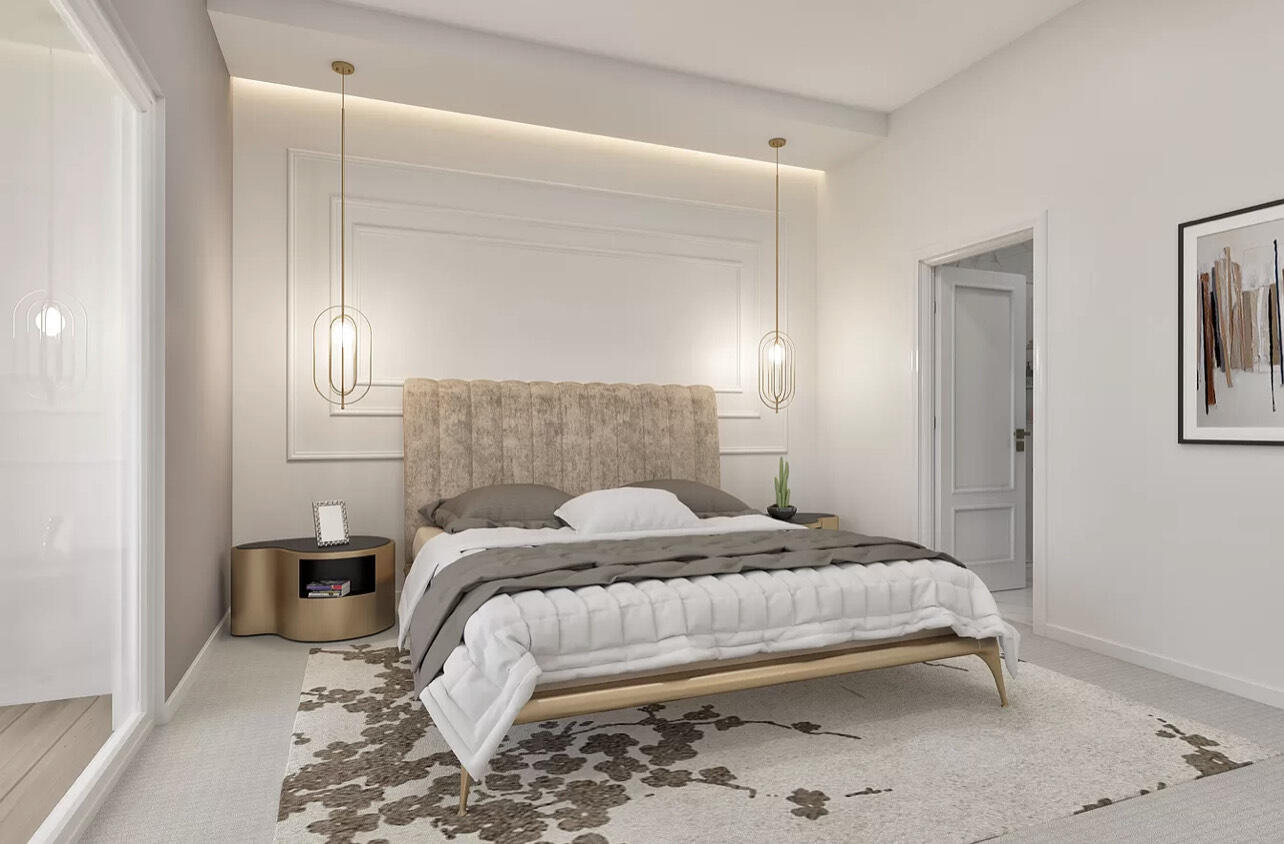 930 W Savidge Street 9