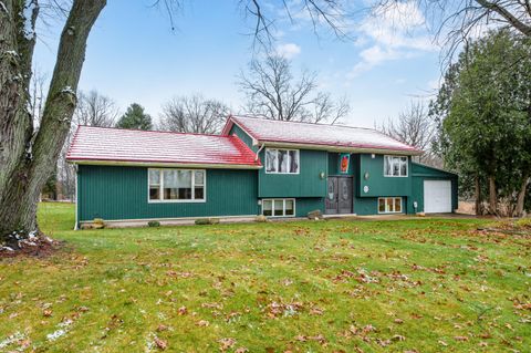 A home in Convis Twp