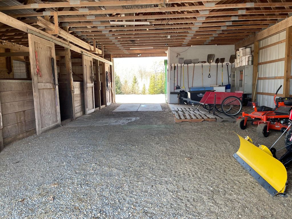 listing image 40