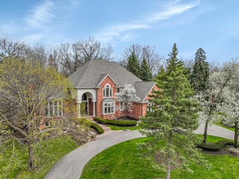 A home in Bloomfield Twp