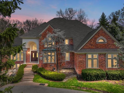 A home in Bloomfield Twp