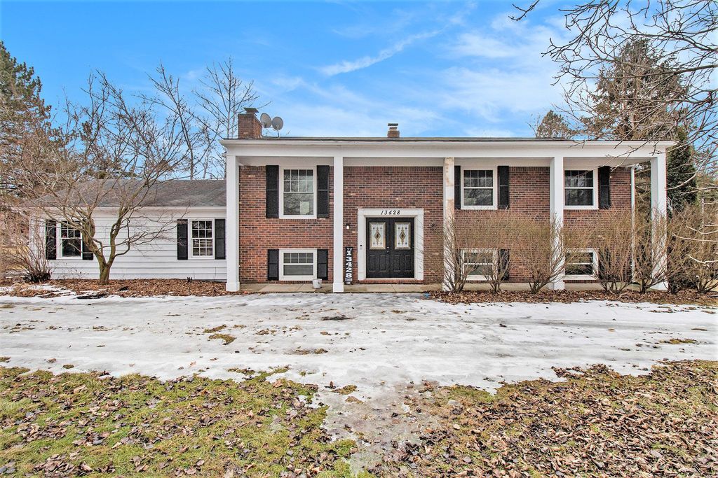 listing image 0
