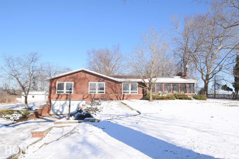 A home in Woodhull Twp