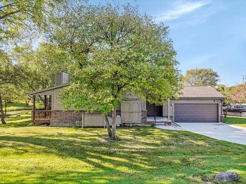 A home in Grosse Ile Twp