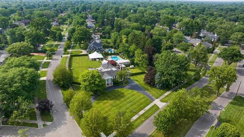 A home in Grosse Pointe Park