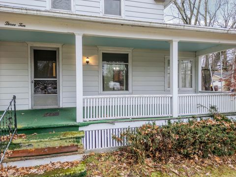 A home in Stockbridge Vlg