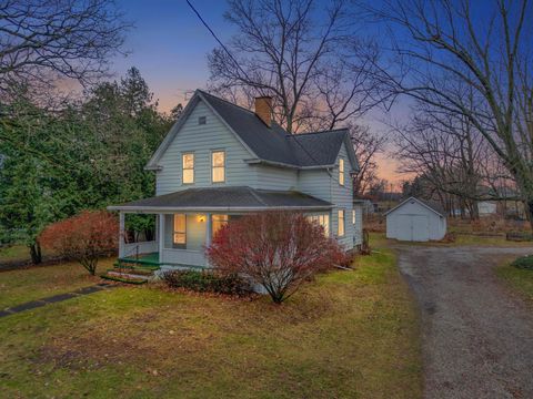 A home in Stockbridge Vlg