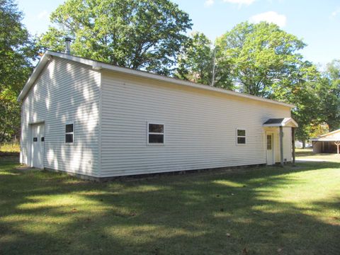 A home in Haring Twp