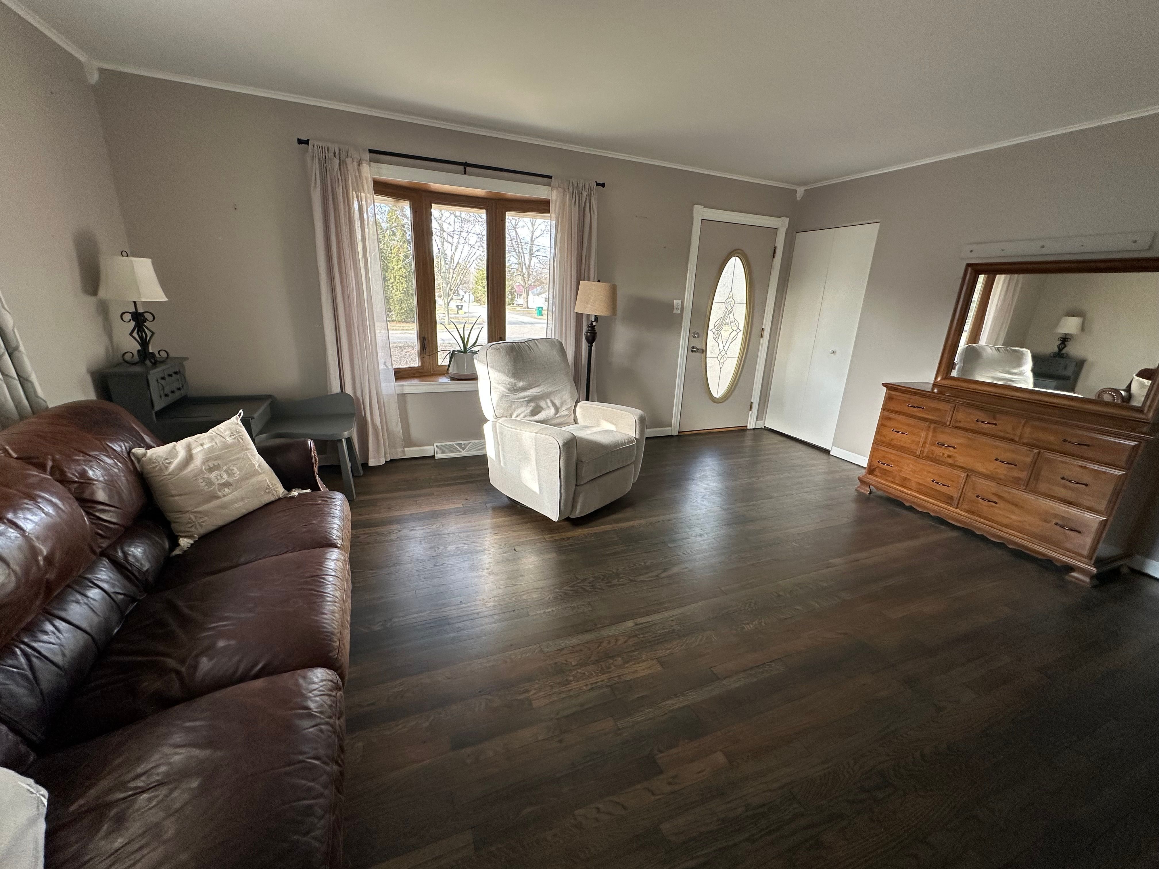 Pontiac, Michigan 48340, United States, 3 Bedrooms Bedrooms, ,1 BathroomBathrooms,Residential,Pending,88388