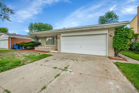 A home in Warren