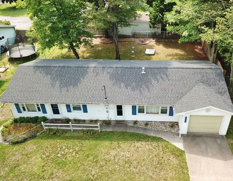 A home in Richfield Twp