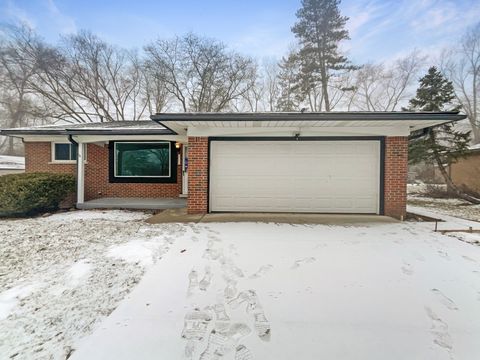 29743 CHELMSFORD Road Southfield City MI 48076