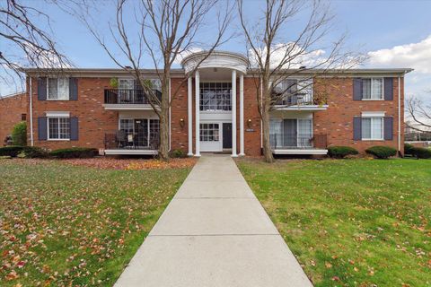 A home in Bloomfield Twp