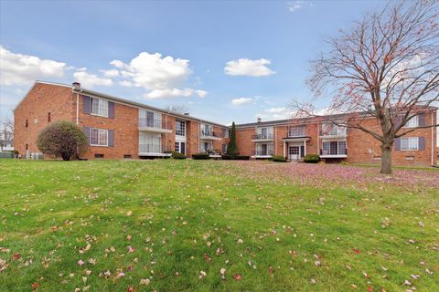 A home in Bloomfield Twp