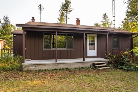 A home in Dickson Twp