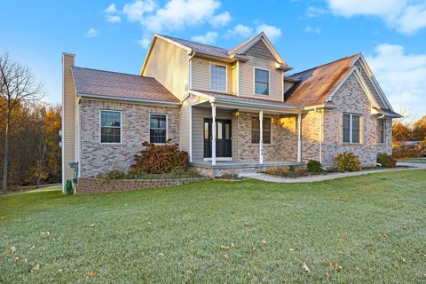 A home in Grand Blanc Twp