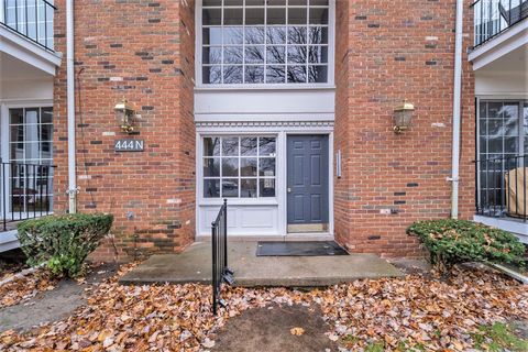 A home in Bloomfield Twp