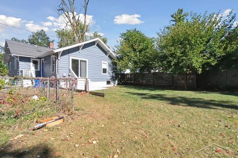 A home in Bay City