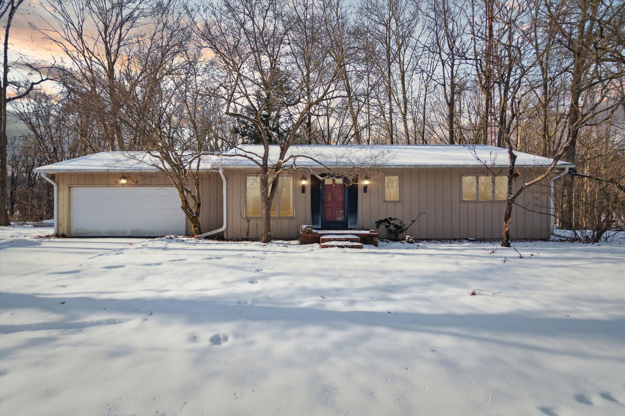 147 W UNION CITY Road