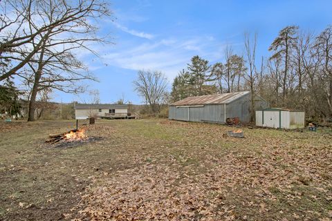 A home in Pennfield Twp