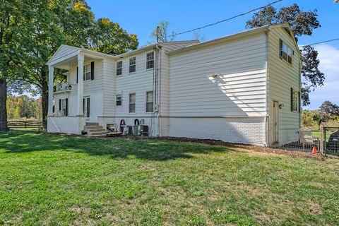 A home in Pavilion Twp