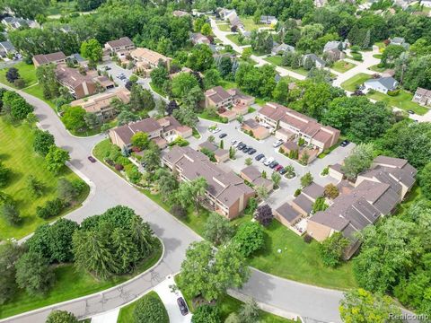 A home in West Bloomfield Twp