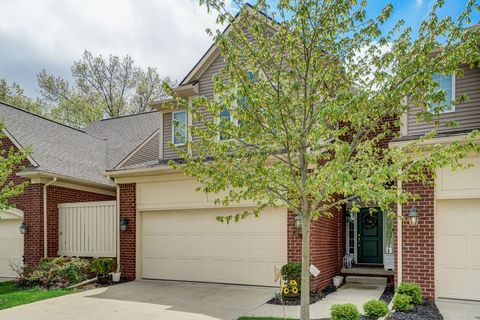 A home in West Bloomfield Twp