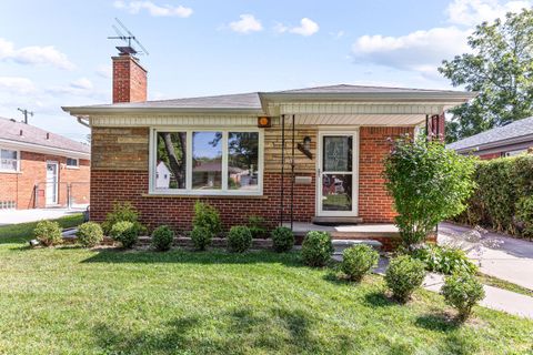 A home in Dearborn Heights