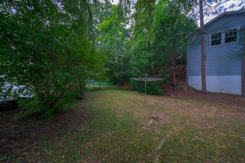 A home in Suttons Bay Twp