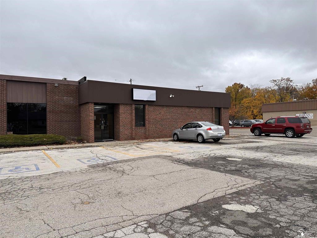 811 N Macomb Street