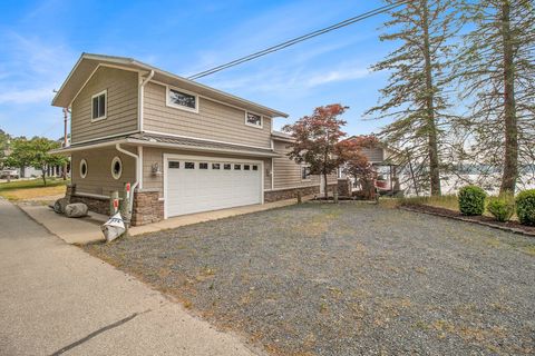 A home in Pentwater Vlg