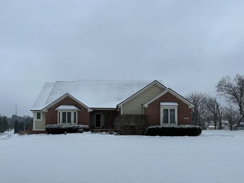 A home in Hartland Twp