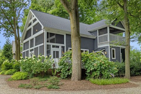 A home in Chikaming Twp