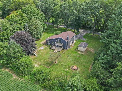 A home in Fredonia Twp