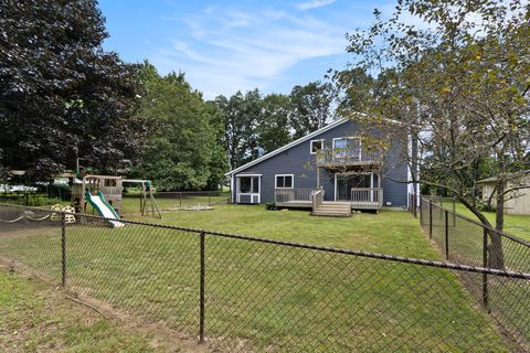 A home in Fredonia Twp